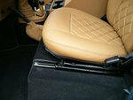 1992 LR LHD 110 Blue 200 tdi day 46 front seat driver and seatbase.jpg